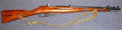 Lot 420 - A Deactivated Russian Mosin Nagant 7.62mm Bolt Action Carbine, numbered 3H1153 and dated 1944, wood