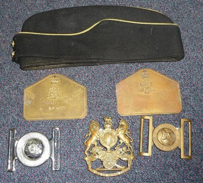 Lot 70 - Militaria, comprising a Royal Artillery brass helmet plate, two bed plates to the Green...