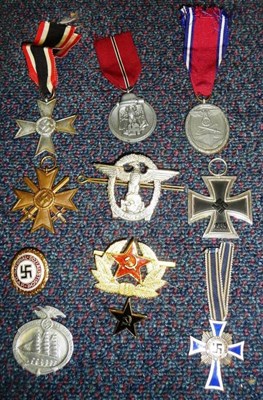 Lot 142 - A Quantity of German Third Reich and Other Badges, including an Iron Cross Second Class, a Mother's