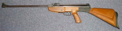 Lot 399 - PURCHASER MUST BE 18 YEARS OR OVER A Spanish Elgamo .177 Repeating Air Rifle, numbered G69565,...