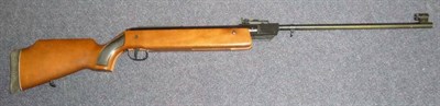 Lot 401 - PURCHASER MUST BE 18 YEARS OR OVER An RWS Diana Mod.45 22 Calibre Break Barrel Air Rifle,...