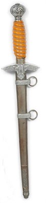 Lot 224 - A German Third Reich Luftwaffe Officer's Dagger, Second Pattern, the double edge steel blade etched