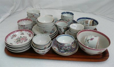 Lot 46 - A Collection of Thirty-One Chinese Porcelain Tea Bowls and Tea Cups and One Japanese Tea Bowl,...