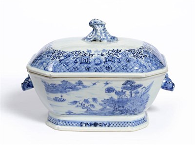 Lot 48 - A Chinese Blue and White Export Porcelain Octagonal Tureen, Qianlong (1736-1795), with animal...