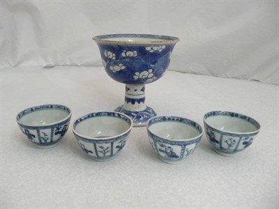 Lot 58 - A Chinese Blue and White Export Porcelain Pedestal Cup, Kangxi (1662-1722), the circular bowl...