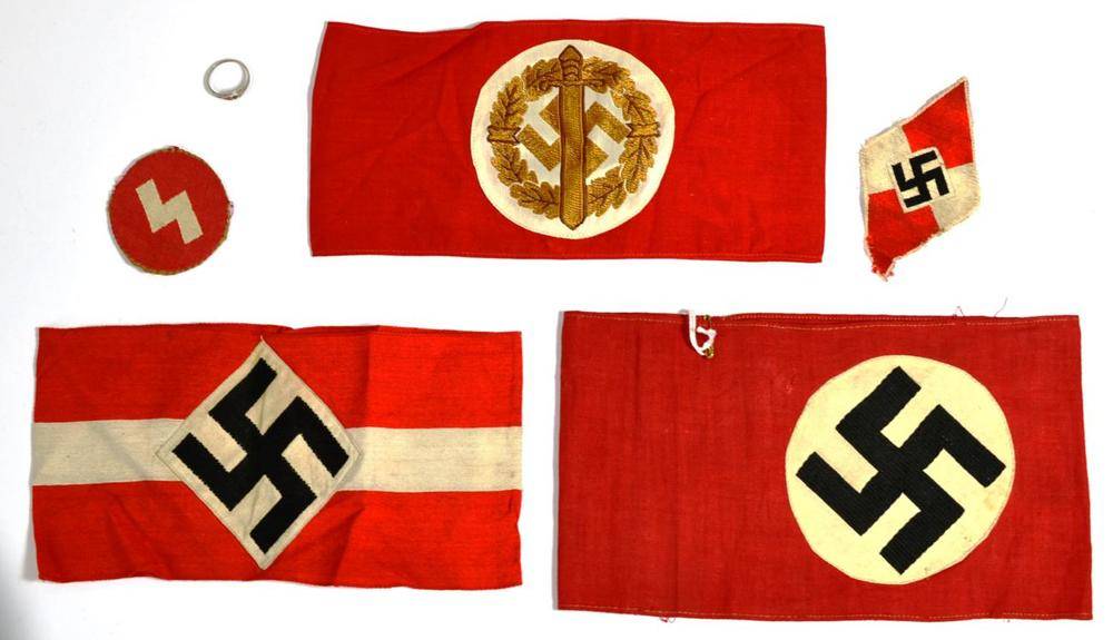 Lot 258 - A German Third Reich SA Sports Armband, in red cotton applied with a white rayon circular panel...