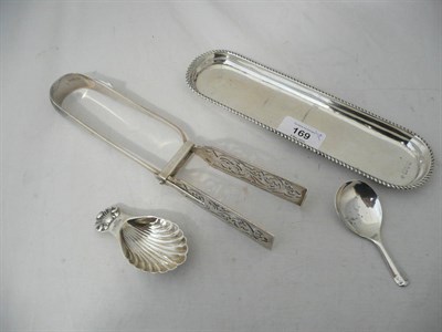 Lot 169 - A George V Asparagus Servers, George Heath, Sheffield 1910, the blades saw fretted with...