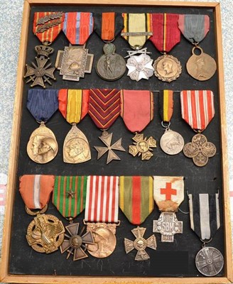 Lot 12 - A Collection of Eighteen First World War Allied Forces Medals, including Belgian and French...