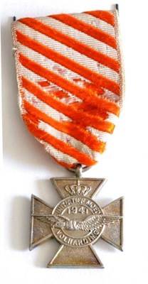 Lot 15 - A Rare Second World War Dutch Flying Cross, First Class, the reverse lower arm stamped SILVER...