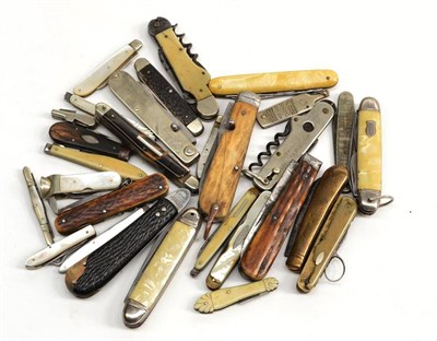 Lot 318 - A Collection of Twenty Nine Various Sheffield Made Folding Pocket and Pen Knives, with mother...