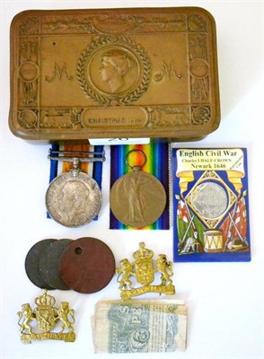 Lot 26 - A First World War Pair, awarded to 24143 PTE.W.H.JONES. R.BERKS.R., comprising British War...