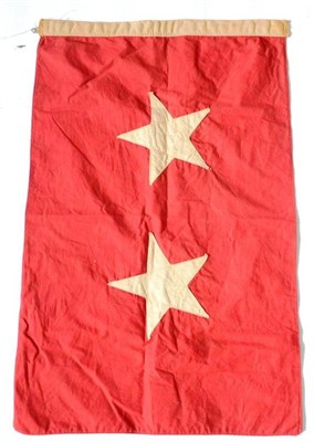 Lot 147 - A US General's Two Star Pennant, in red cotton, each side applied with two cream linen five...