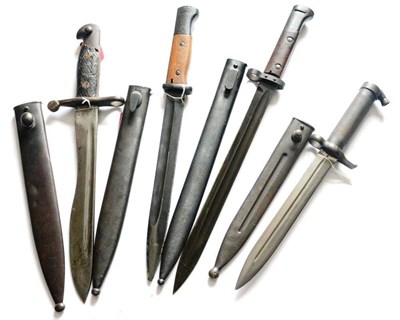 Lot 269 - A German Third Reich Model 1884/98 Bayonet, third pattern, the blade stamped E.PACK & S and...