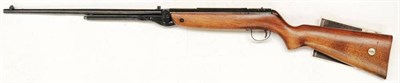 Lot 490 - PURCHASER MUST BE 18 YEARS OR OVER A Webley Mark 3 .22 Calibre Air Rifle, numbered A0903,...