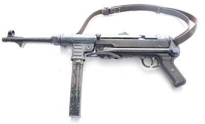 Lot 523 - A Deactivated German MP40 Sub-Machine Gun, numbered 5200, stamped MP40 ayf 42, with waffenampt...