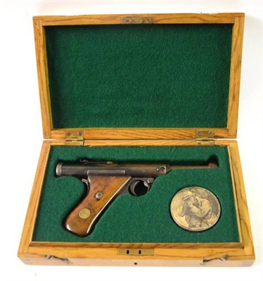 Lot 352 - PURCHASER MUST BE 18 YEARS OR OVER A Haenel Mod.28 DRP .177 Calibre Air Pistol, numbered 13267,...