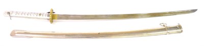 Lot 177 - A Japanese Second World War Shin Gunto NCO's Sword, the 68cm  fullered steel blade stamped...