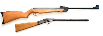 Lot 330 - PURCHASER MUST BE 18 YEARS OF AGE OR OVER A Milbro Scout .177 Calibre Break Barrel Air Rifle...