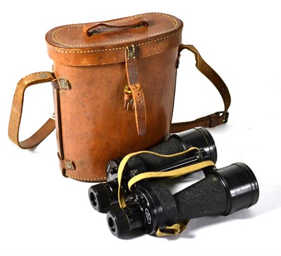 Lot 192 - A Pair of Second World War Ross Bino Prism No.5 Mk.VA x7  Binoculars, stamped Reg. No. 89102...