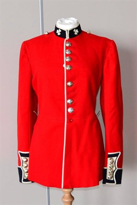 Lot 226 - A Royal Irish Guards Scarlet Tunic, 1959 pattern, with black stand-up collar and cuffs with...