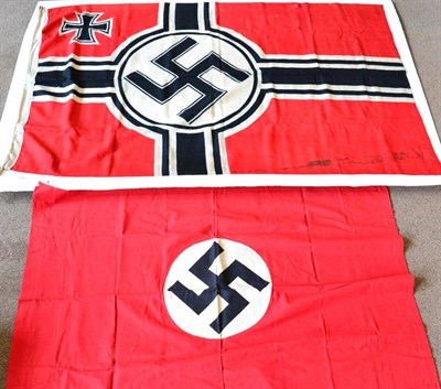 Lot 239 - A German Third Reich Reichskriegsflagge (Battle Flag), second pattern, in linen with printed...