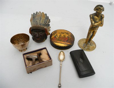 Lot 620 - A Box of Miscellaneous Collector's Items, including a brass statuette of Napoleon