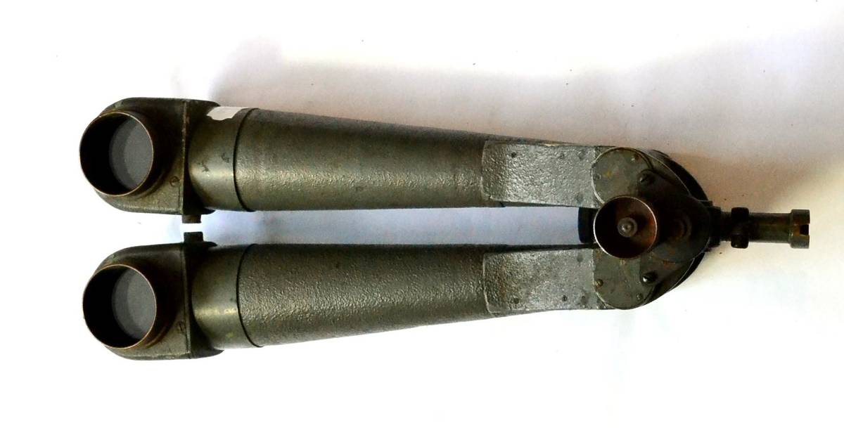 Lot 72 - A Pair of German Scissor Binoculars by C P Goerz, Berlin, with olive green crinkle enamel...