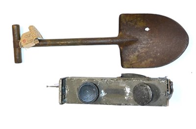 Lot 128 - Battle of the Bulge, Siege of Bastogne Interest:- a US Airborne Trench Shovel, the blade with...