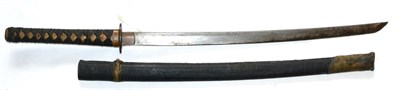 Lot 283 - A Late Second World War Japanese Shin Gunto Katana, with 64cm steel blade, plain iron tsuba,...