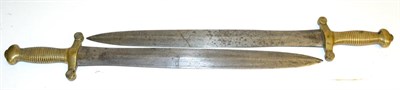 Lot 400 - A French Model 1831 Artillery Sword (Gladius), the 48.5cm double edge steel blade stamped...