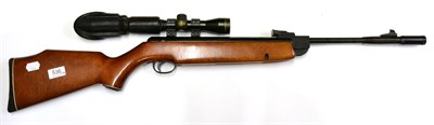 Lot 536 - PURCHASER MUST BE 18 YEARS OR OVER A Webley Vulcan .22 Calibre Break Barrel Air Rifle, numbered...