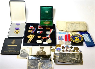 Lot 132 - Militaria, including Royal Commemorative medallions, cased US Purple Star, British Berlin...