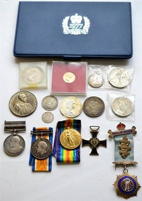 Lot 52 - A King's South Africa Medal, with two clasps SOUTH AFRICA 1901 and SOUTH AFRICA 1902, awarded...