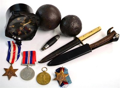 Lot 89 - Assorted Militaria, including RAF MK.XVII A 6A/1538 bakelite-cased 1000ft altimeter, with broad...