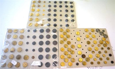 Lot 151 - A Collection of One Hundred and Sixty US Military Buttons, in bronze, gilt metal and silvered...