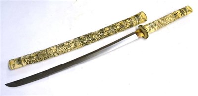 Lot 267 - A Shin Shinto Japanese Bone Wakizashi, circa 1800, the 44cm blade in full polish, with sugona...