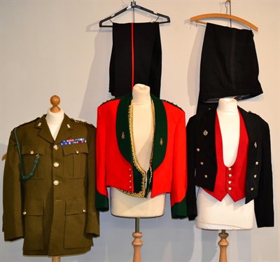 Lot 121 - A Uniform to a Captain of the Green Howards, comprising a No.2 Service dress tunic with...