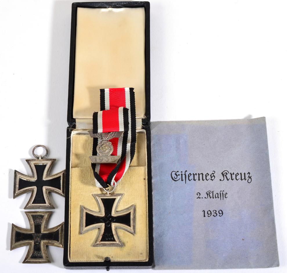 Lot 129 - A German Third Reich Iron Cross, 1939, second class, with unmarked suspender ring, in original case