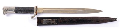 Lot 161 - A Second World War German Artillery Parade Bayonet, the blade with WKC maker's mark, the plated...