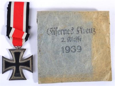 Lot 86 - A Second World War German Iron Cross, Second Class, in original envelope of issue