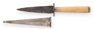 Lot 356 - A Rare Late 18th Century/Early 19th Century American Naval Dirk, the 10.5cm spear point steel blade