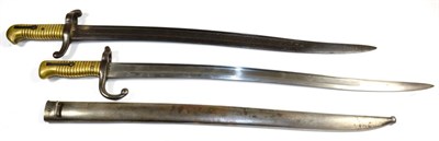 Lot 367 - A French Model 1866 Chassepot Yataghan Sword Bayonet, the back edge of the T section steel...