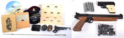 Lot 412 - PURCHASER MUST BE 18 YEARS OF AGE OR OVER A Webley Sports Starting Pistol, Mark 2, original...