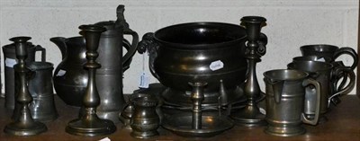 Lot 414 - A collection of 18th and 19th century pewter wares, comprising ten various tankards, including...