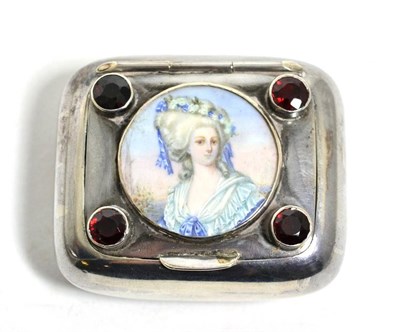 Lot 429 - An Edwardian silver snuff box, makers mark HAL, London 1905, the hinged cover set with a...