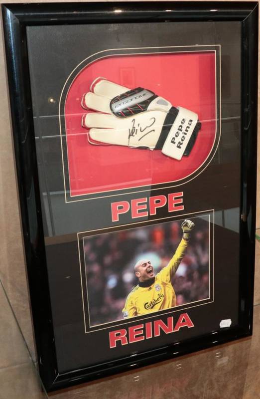 Lot 3026 - Pepe Reina Signed Football Goalkeeping Glove framed with photograph