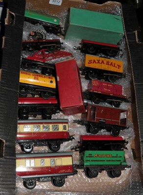 Lot 3212 - Hornby O Gauge  Type 50 Wagons, (one boxed) and two BR coaches, also included a No.20 Petrol...