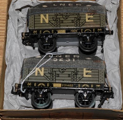 Lot 3238 - Bing O Gauge Two NE Tarpaulin Wagons one numbered 75923 the other 231462, both with LNER 5231...
