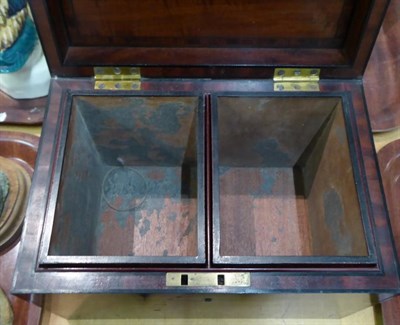 Lot 88 - A George III mahogany two division tea caddy with ebonised string inlay