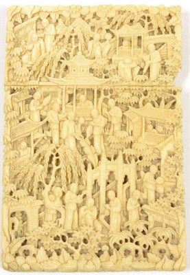 Lot 208 - A late 19th century Cantonese ivory card case (a.f.)